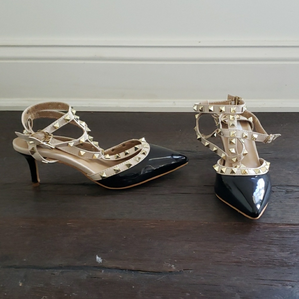 Kitten heels